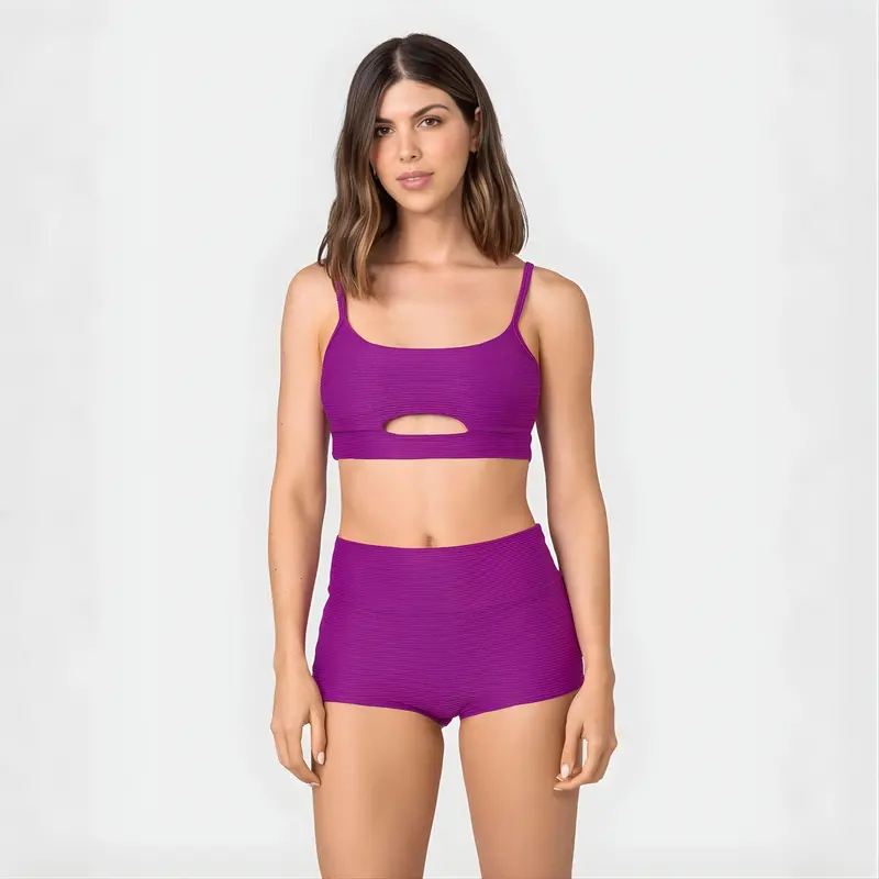 Bikini top + short de tiro alto - Leonisa